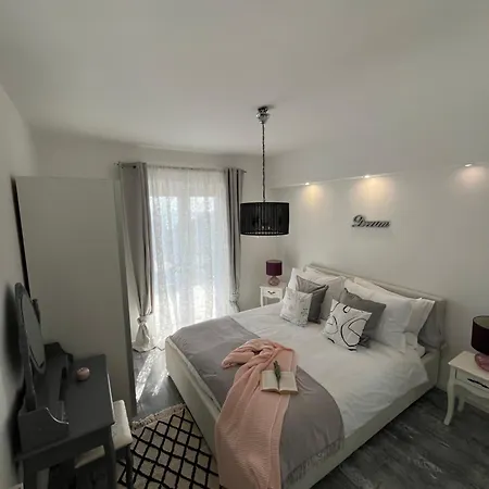 Divine Luxury Apartmán *