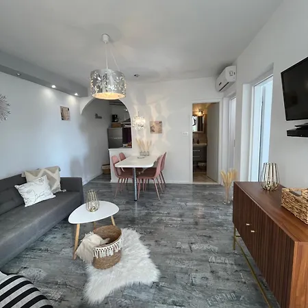 Divine Luxury * Hvar Town